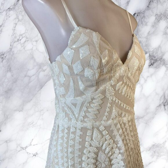 superdown Tiff Mini Dress - White - Picture 3 of 12